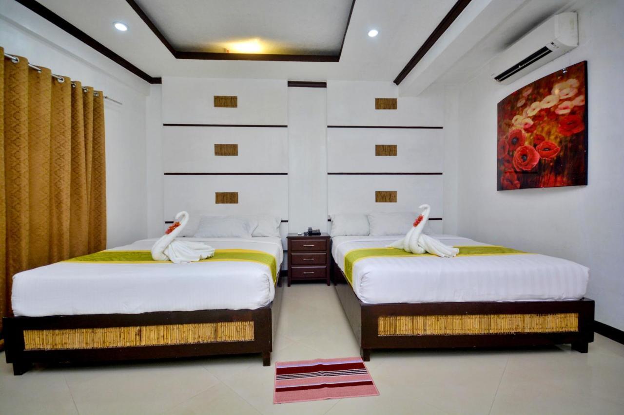 Bamboo Beach Resort & Restaurant Manoc-Manoc Екстериор снимка
