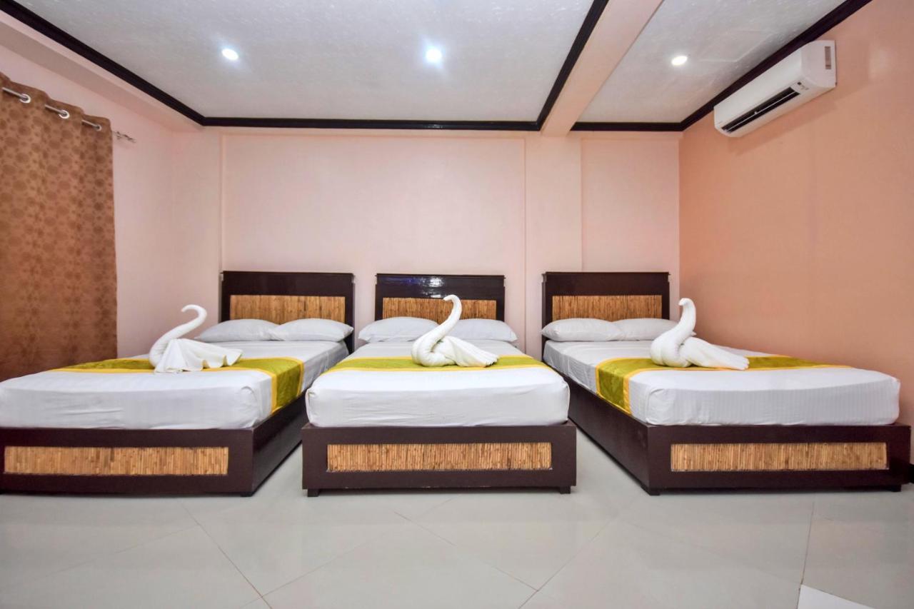 Bamboo Beach Resort & Restaurant Manoc-Manoc Екстериор снимка