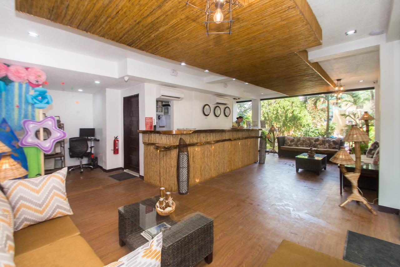 Bamboo Beach Resort & Restaurant Manoc-Manoc Екстериор снимка