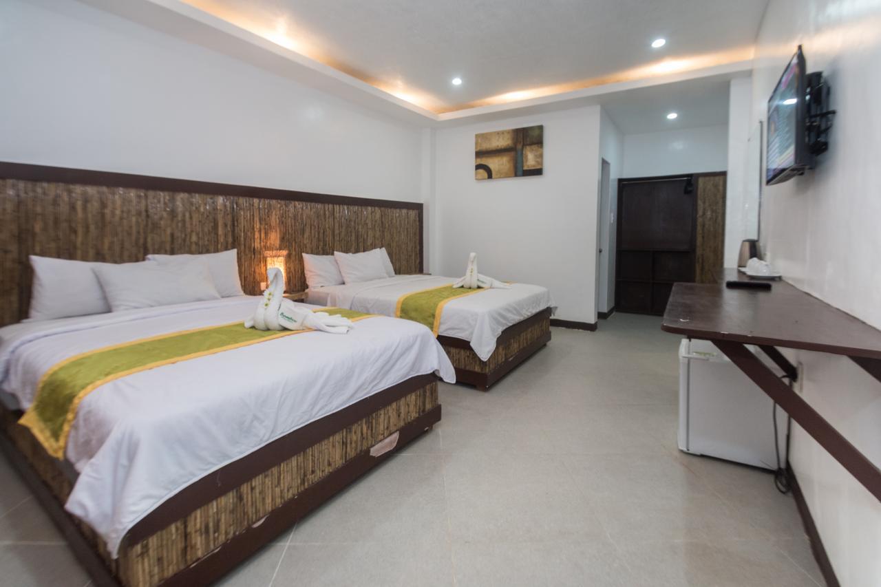 Bamboo Beach Resort & Restaurant Manoc-Manoc Екстериор снимка