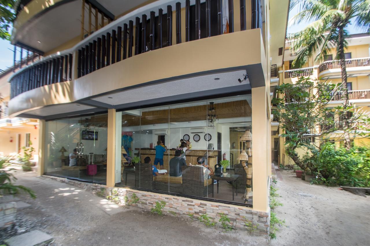 Bamboo Beach Resort & Restaurant Manoc-Manoc Екстериор снимка